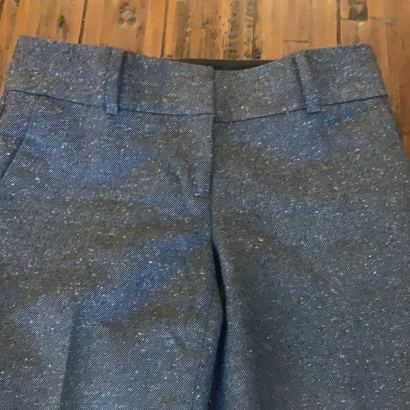 Ann Taylor cropped pants and charcoal size 00P - Picture 3 of 5